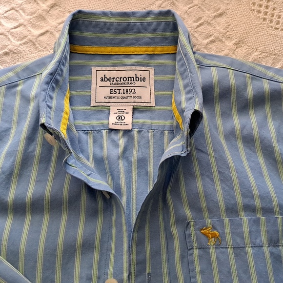 Abercrombie & Fitch Other - Abercrombie young men's striped dress shirt